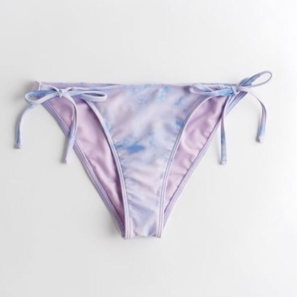 NWT - Hollister Women’s Side-Tie Cheeky Bikini Bottom (Purple Tie-Dye / XXL)